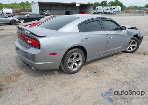 2014 Dodge Charger Se z USA, uszkodzony, nr VIN 2C3CDXBG4EH113803